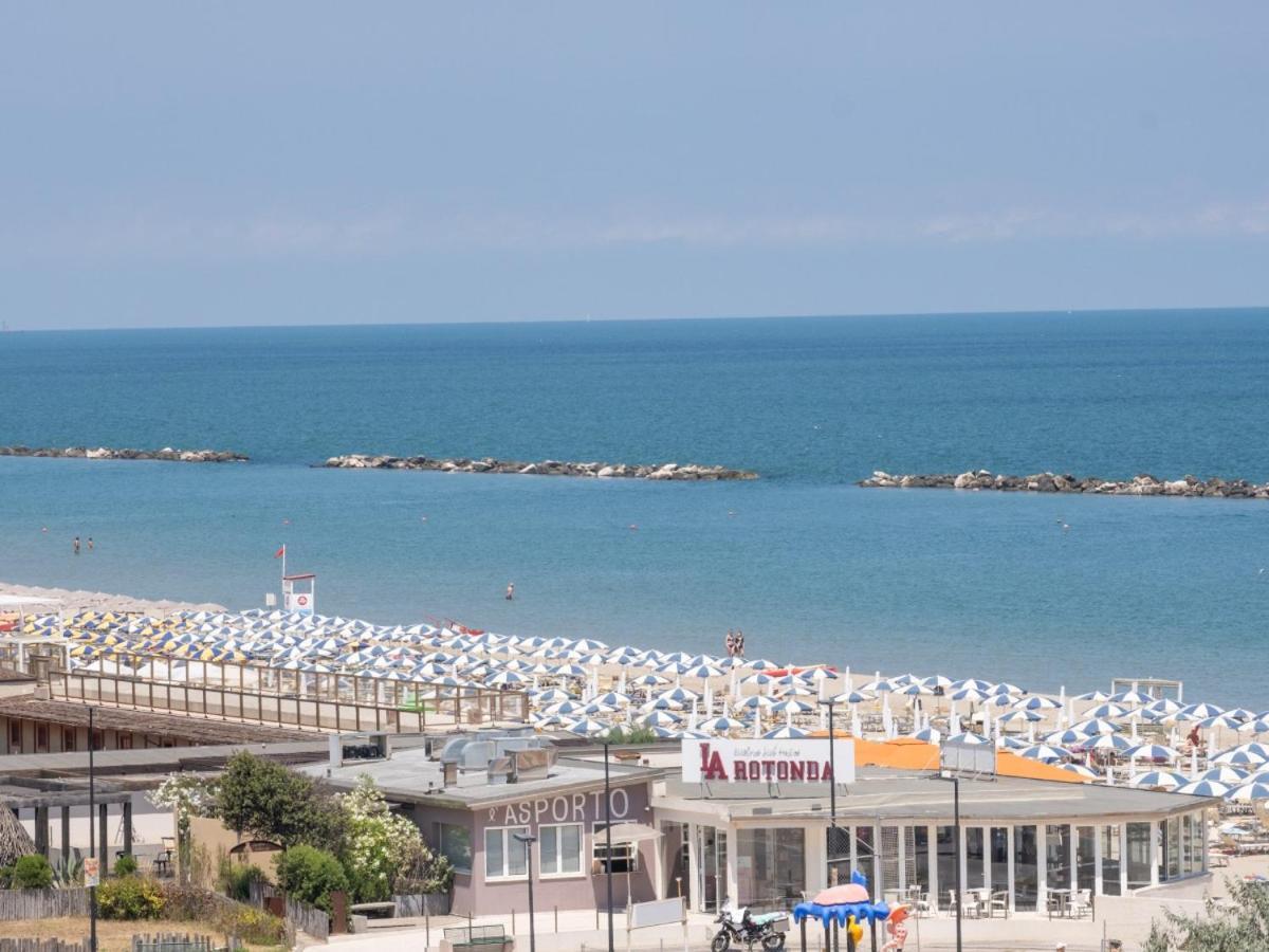 Hotel Marina Beach - Azzurro Club Ravenna Exterior foto