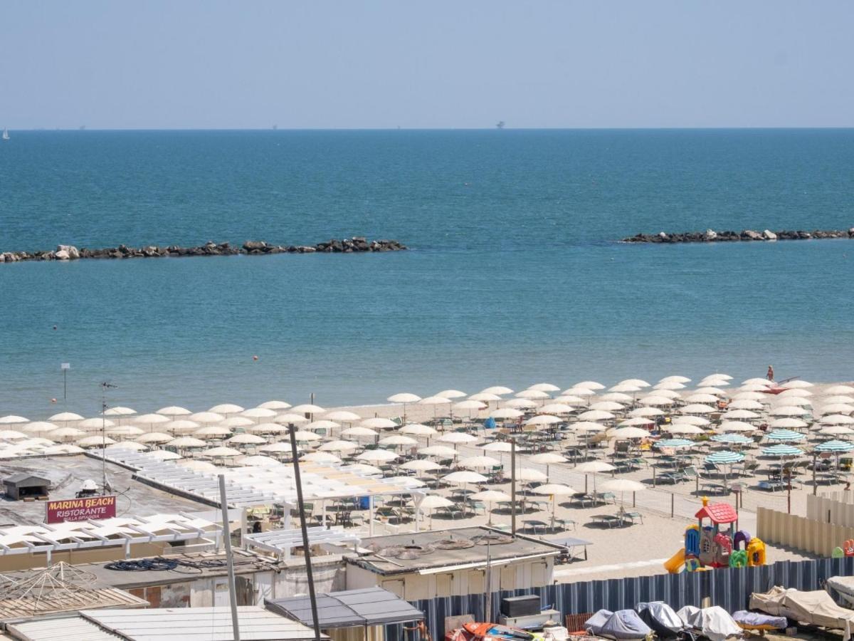 Hotel Marina Beach - Azzurro Club Ravenna Exterior foto